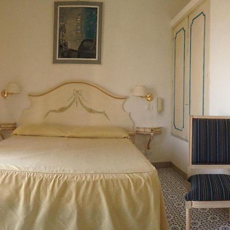 Hotel Villa Delle Palme In โปซิตาโน ห้อง รูปภาพ