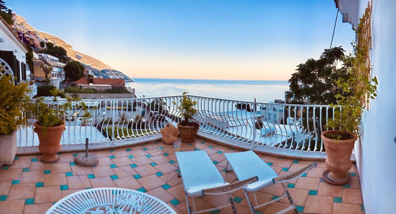 Hotel Villa Delle Palme In โปซิตาโน ภายนอก รูปภาพ