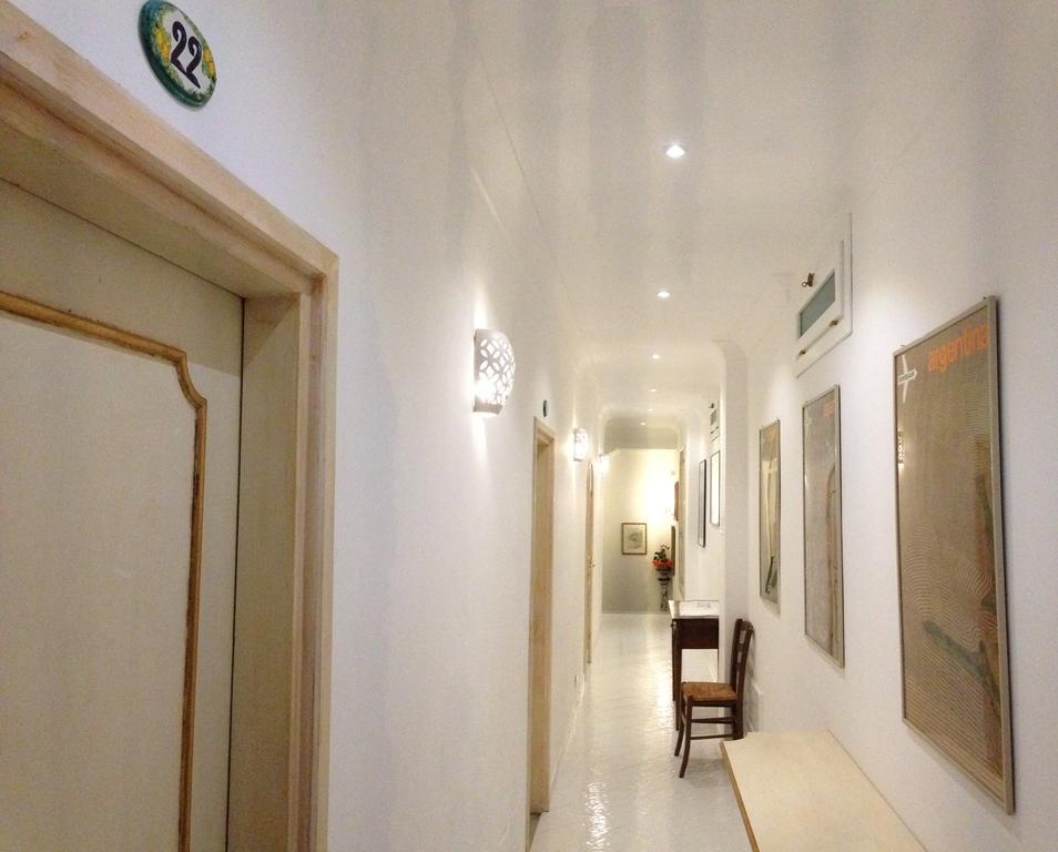 Hotel Villa Delle Palme In โปซิตาโน ภายนอก รูปภาพ